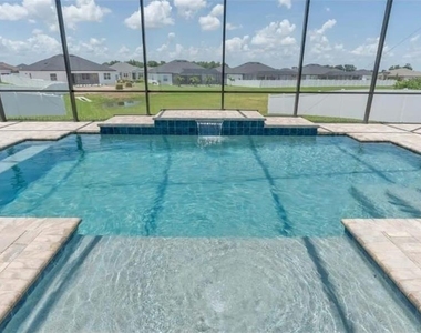 6980 Bentridge Drive - Photo Thumbnail 7