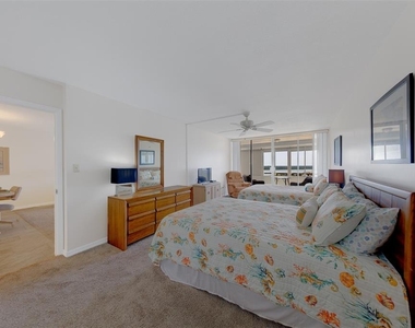 17920 Gulf Boulevard - Photo Thumbnail 14