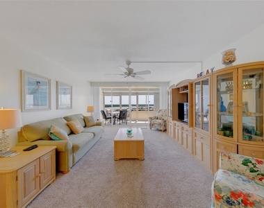 17920 Gulf Boulevard - Photo Thumbnail 9