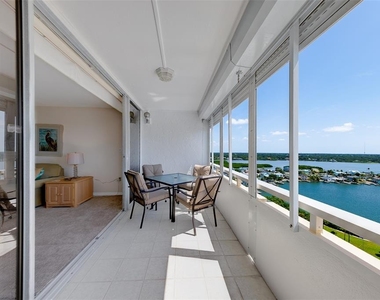 17920 Gulf Boulevard - Photo Thumbnail 22