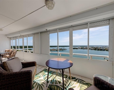 17920 Gulf Boulevard - Photo Thumbnail 21
