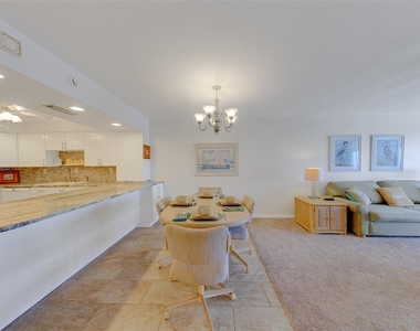 17920 Gulf Boulevard - Photo Thumbnail 12