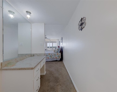 17920 Gulf Boulevard - Photo Thumbnail 18