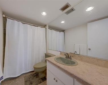 17920 Gulf Boulevard - Photo Thumbnail 17