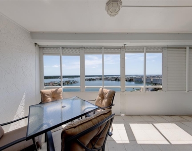 17920 Gulf Boulevard - Photo Thumbnail 25