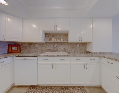 17920 Gulf Boulevard - Photo Thumbnail 5