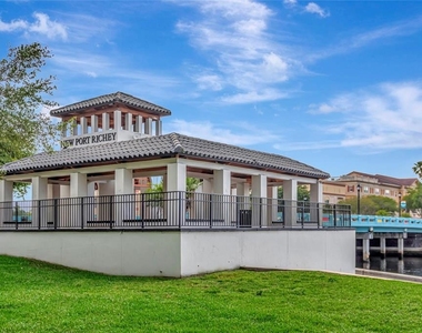 6420 Banyan Boulevard - Photo Thumbnail 31