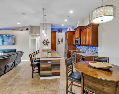 6420 Banyan Boulevard - Photo Thumbnail 1