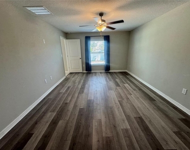 929 Anchor Bend Drive - Photo Thumbnail 18