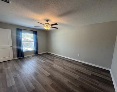 929 Anchor Bend Drive - Photo Thumbnail 19