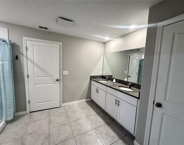 929 Anchor Bend Drive - Photo Thumbnail 22