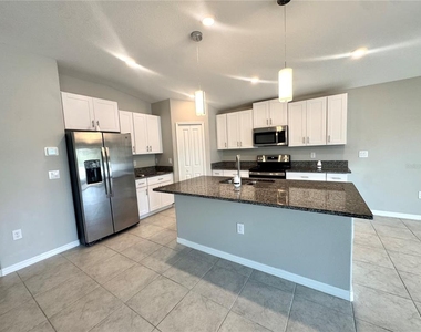 929 Anchor Bend Drive - Photo Thumbnail 3