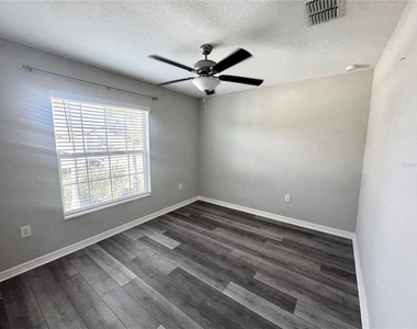 929 Anchor Bend Drive - Photo Thumbnail 15