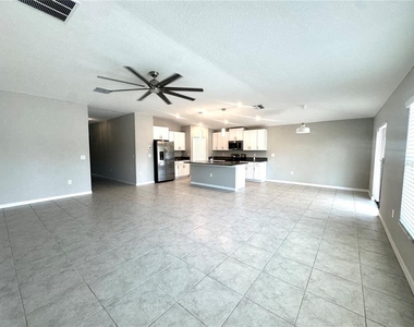 929 Anchor Bend Drive - Photo Thumbnail 7