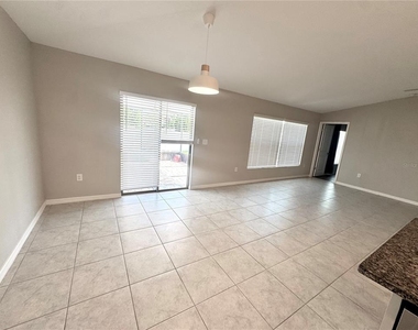929 Anchor Bend Drive - Photo Thumbnail 9