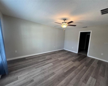 929 Anchor Bend Drive - Photo Thumbnail 16