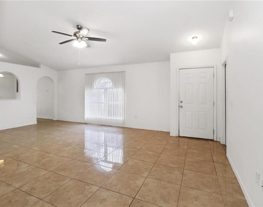10437 Opus Drive - Photo Thumbnail 5