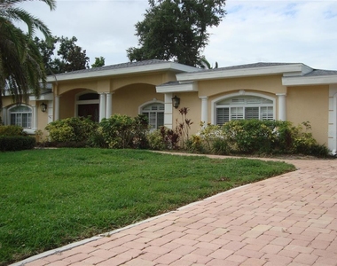 601 Palm Avenue - Photo Thumbnail 1