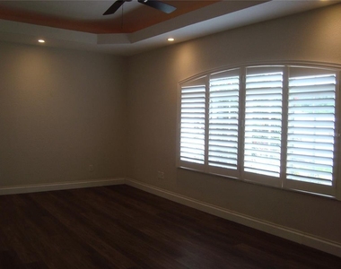601 Palm Avenue - Photo Thumbnail 13