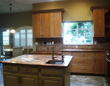 601 Palm Avenue - Photo Thumbnail 5
