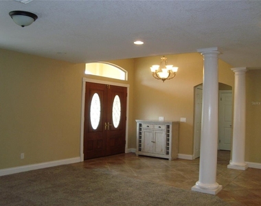 601 Palm Avenue - Photo Thumbnail 2