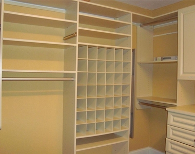 601 Palm Avenue - Photo Thumbnail 18