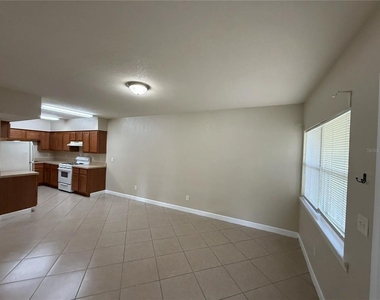 1355 Drew Street - Photo Thumbnail 2
