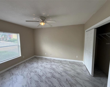 1355 Drew Street - Photo Thumbnail 8