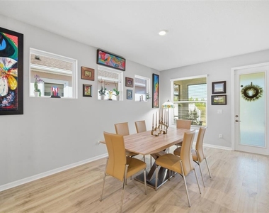 31477 Westbury Estates Avenue - Photo Thumbnail 30