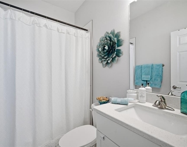 31477 Westbury Estates Avenue - Photo Thumbnail 23