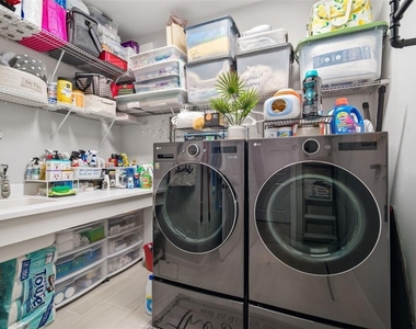 31477 Westbury Estates Avenue - Photo Thumbnail 19