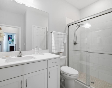 31477 Westbury Estates Avenue - Photo Thumbnail 9
