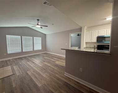 18293 Bridle Club Drive - Photo Thumbnail 3