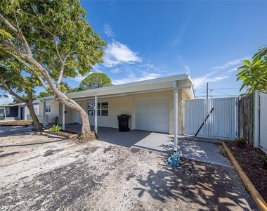 5937 38th Avenue N - Photo Thumbnail 47