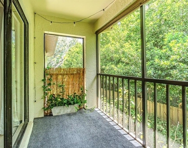 3345 Crystal Court E - Photo Thumbnail 16