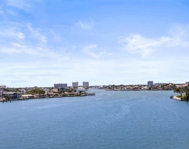 500 Treasure Island Causeway - Photo Thumbnail 14