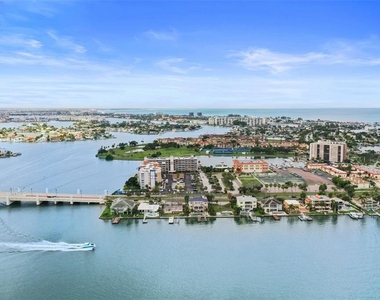 500 Treasure Island Causeway - Photo Thumbnail 1