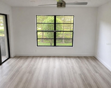 4965 Puritan Circle - Photo Thumbnail 14