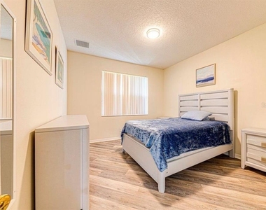 360 Tupelo Circle - Photo Thumbnail 3