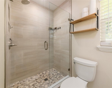 1661 Algonquin Drive - Photo Thumbnail 16