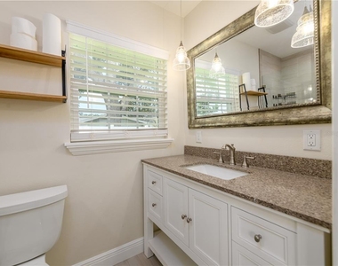 1661 Algonquin Drive - Photo Thumbnail 15