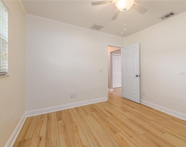 1661 Algonquin Drive - Photo Thumbnail 18