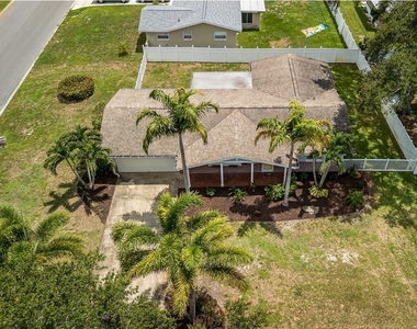 1661 Algonquin Drive - Photo Thumbnail 26