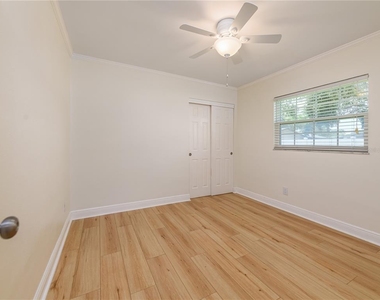 1661 Algonquin Drive - Photo Thumbnail 17