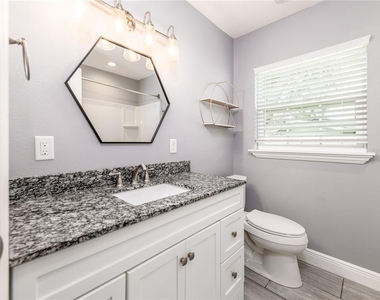 1661 Algonquin Drive - Photo Thumbnail 19