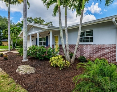 1661 Algonquin Drive - Photo Thumbnail 1