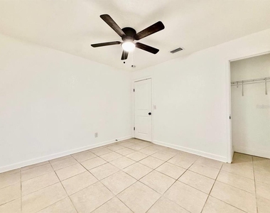 8004 N Marks Street - Photo Thumbnail 20