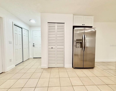 8004 N Marks Street - Photo Thumbnail 13