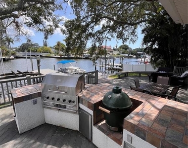 378 Westwinds Drive - Photo Thumbnail 10
