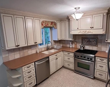378 Westwinds Drive - Photo Thumbnail 34